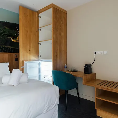 L'ardoise, L'anjou, La Vigne Et La Loire *