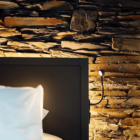 L'ardoise, L'anjou, La Vigne Et La Loire *