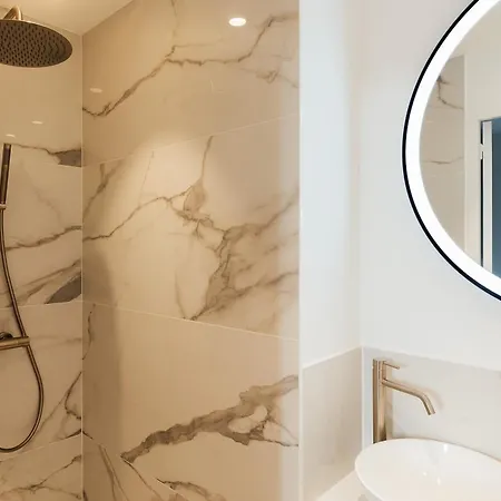 L'ardoise, L'anjou, La Vigne Et La Loire *